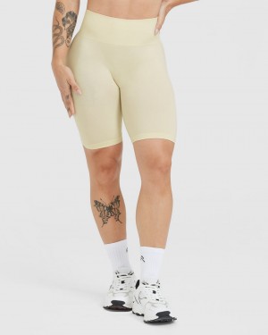 Light Yellow Oner Active Effortless Seamless Cycling Shorts | 76308ZWOB