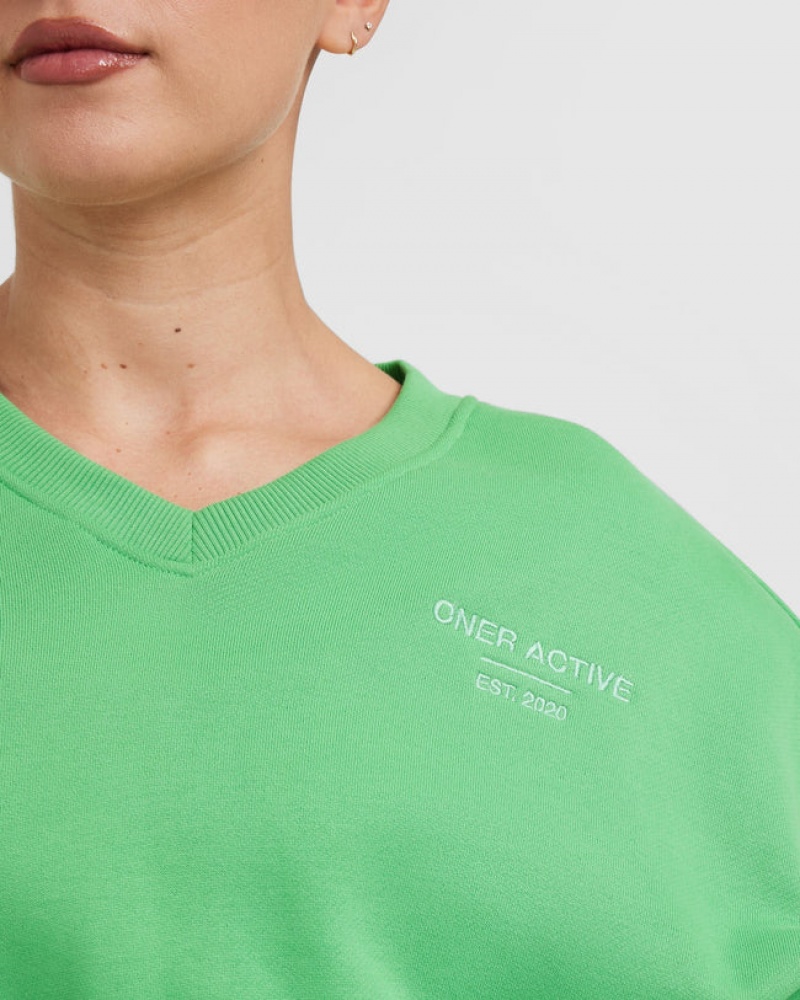 Green Oner Active All Day Est 2020 Crop V-Neck Sweatshirts | 13908ZCQA